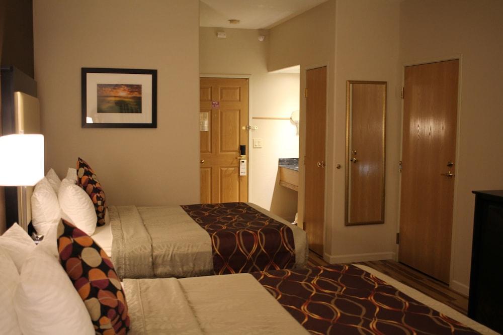 Best Western Plus Des Moines West Inn & Suites Clive Exterior foto