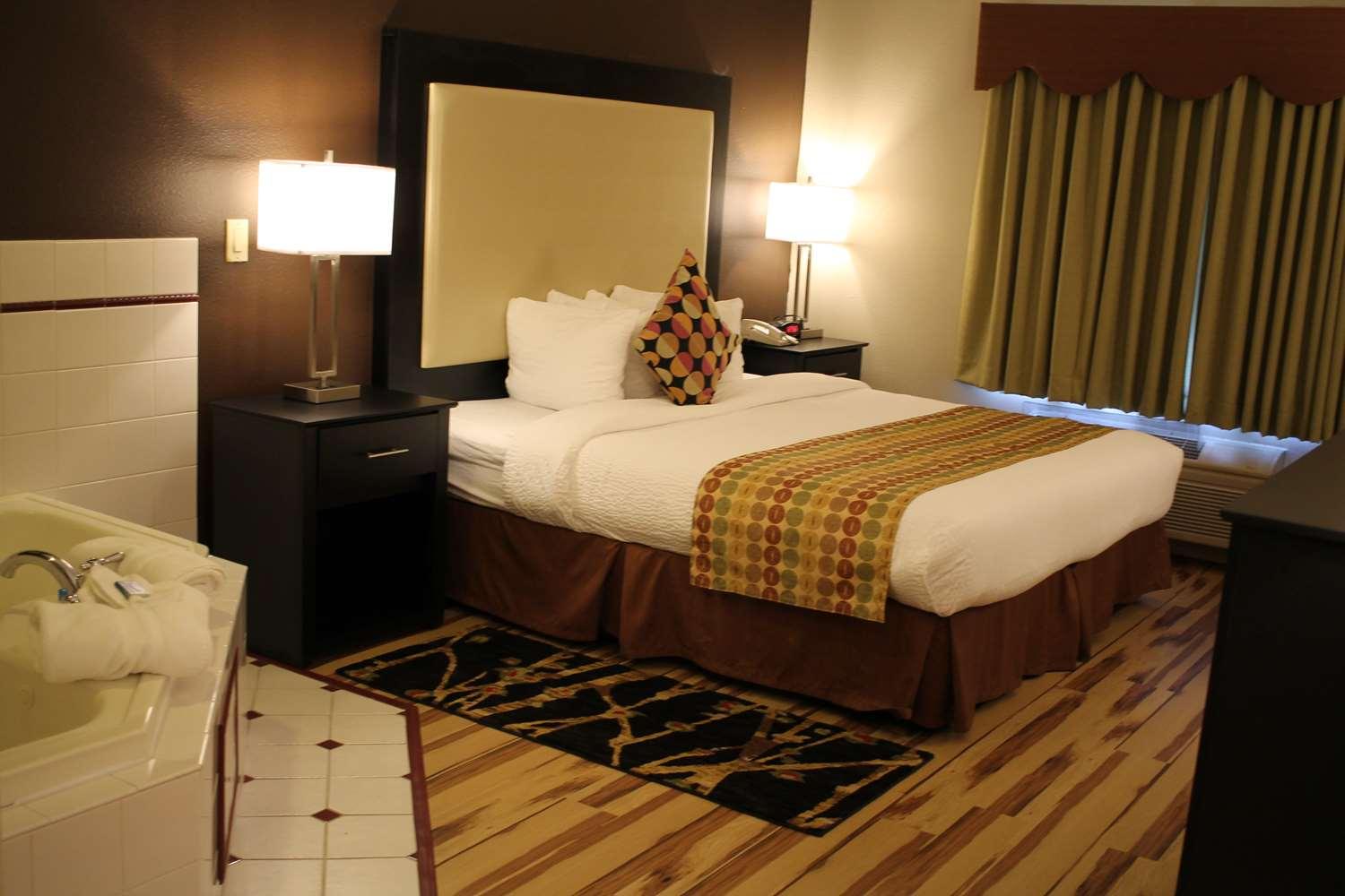 Best Western Plus Des Moines West Inn & Suites Clive Exterior foto