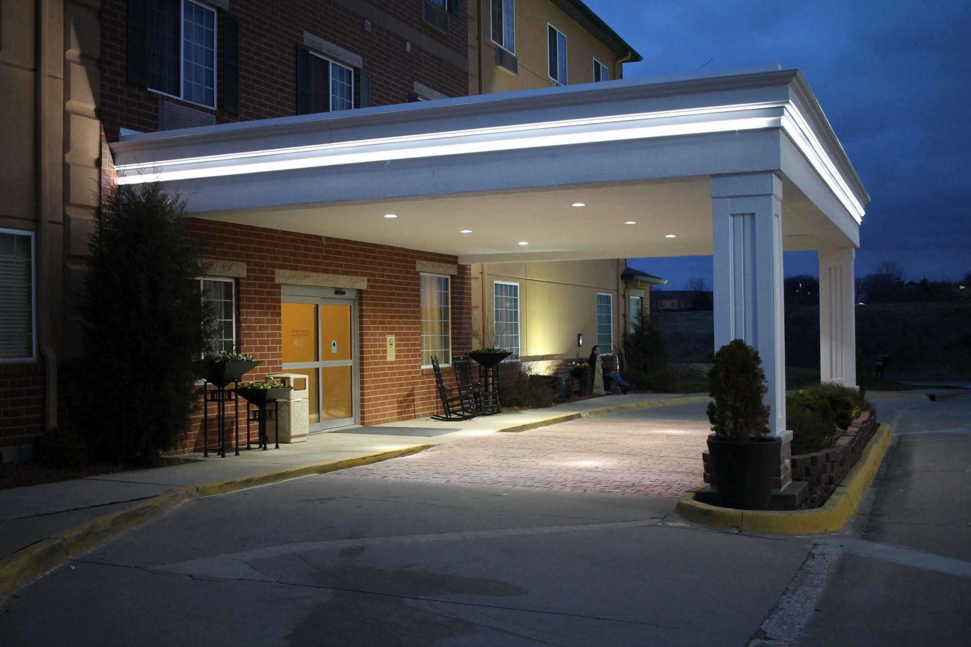 Best Western Plus Des Moines West Inn & Suites Clive Exterior foto